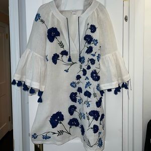 Club Monaco white dress with flowers